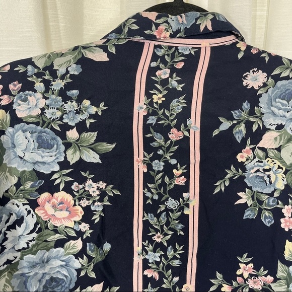 Vintage 90’s krazy Kat floral button down blouse - Picture 3 of 10